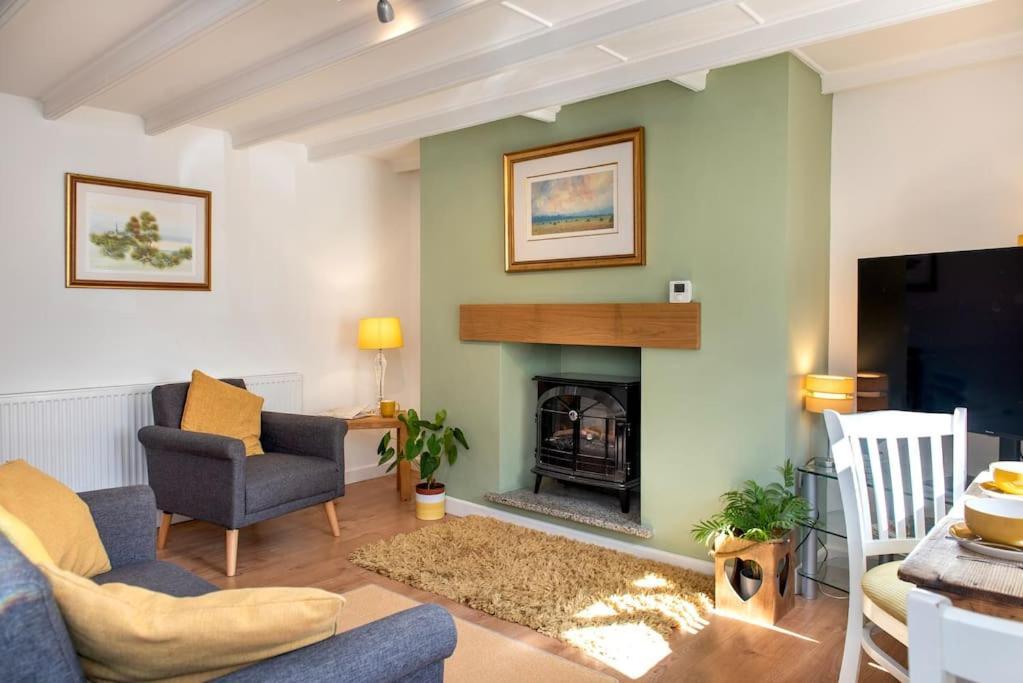Country In Quaint Village, Bere Alston, Near Tavistock Holiday home Bere Alston